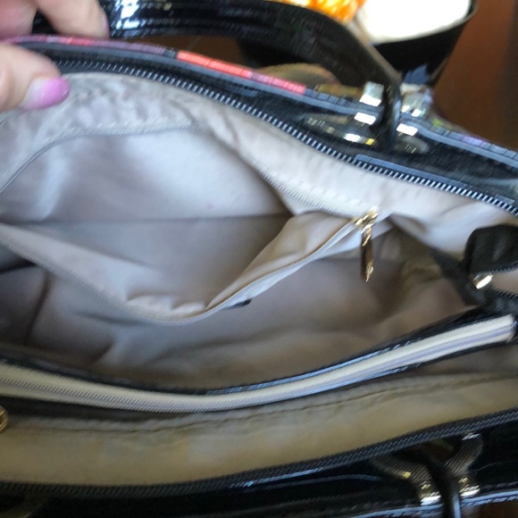 Floral pattern Purse - Picture 3 of 3